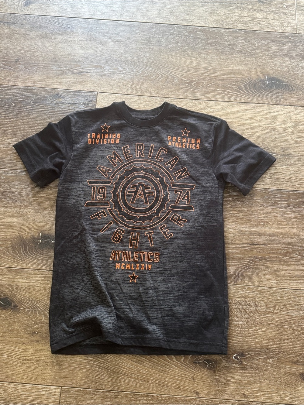 American fighter tee youth small